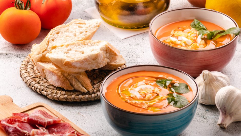 Gazpacho. Rețetă de supă rece de roșii, din bucătăria spaniolă